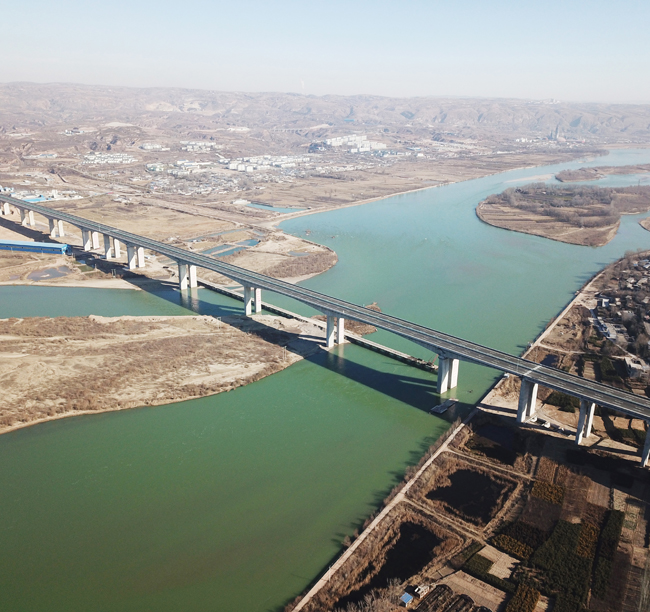 2-山西晉蒙黃河大橋全長2178米，是...